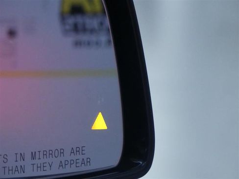 Used 2018 Mercedes-Benz GLE 43 AMG 4MATIC w/ Premium 3 Package image 28