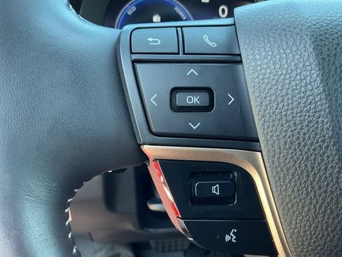 Certified 2024 Toyota Crown Platinum AWD/4WD image 19