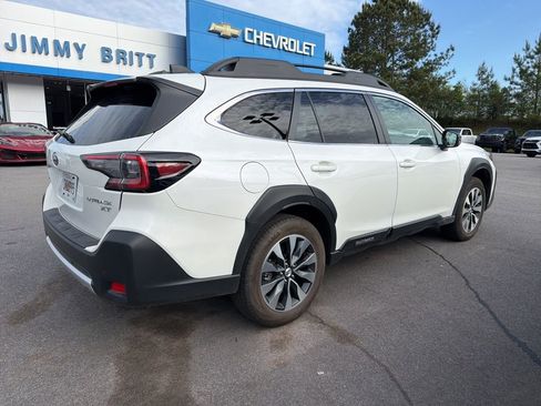 Used 2024 Subaru Outback Limited XT AWD/4WD image 8