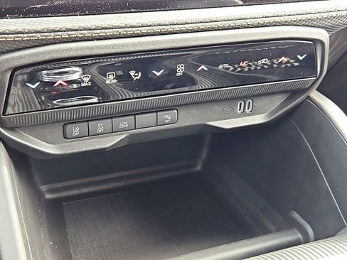 New 2026 Jeep Cherokee Limited image 25