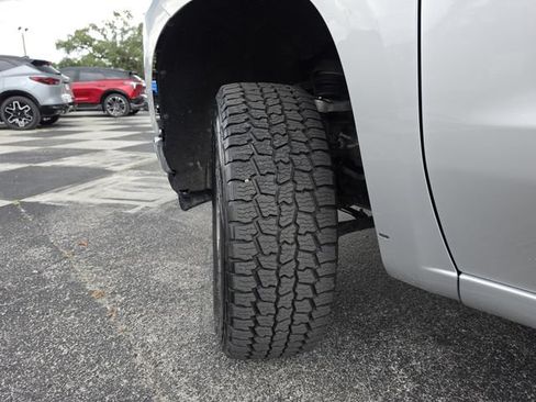 Used 2022 Chevrolet Silverado 1500 LTZ AWD/4WD image 40