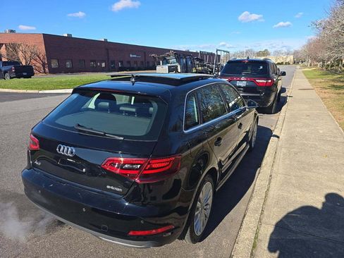 Used 2016 Audi A3 e-tron Premium Plus w/ Premium Plus Package image 2