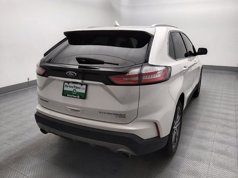 Used 2019 Ford Edge Titanium FWD image 7