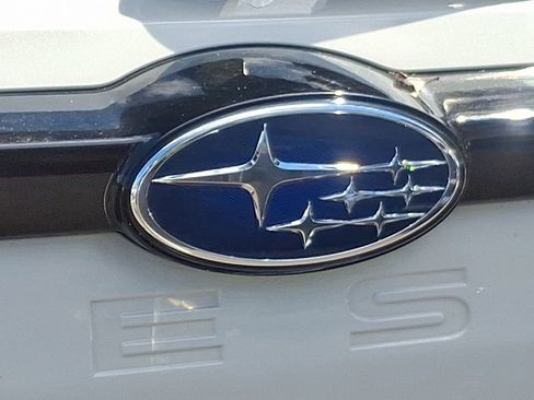 Certified 2025 Subaru Forester Premium image 28