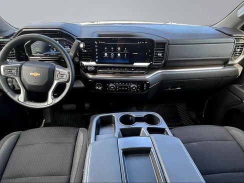 Used 2023 Chevrolet Silverado 1500 LT RWD image 9