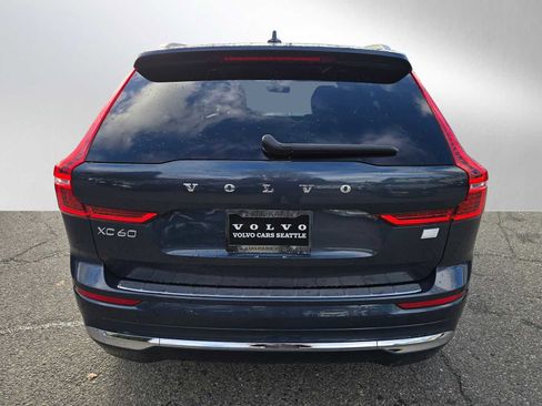 Used 2023 Volvo XC60 T8 Plus image 4