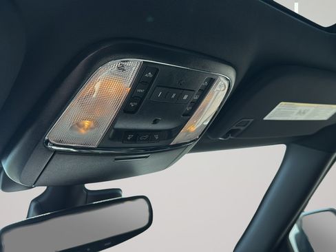 Used 2019 Jeep Grand Cherokee High Altitude AWD/4WD image 18