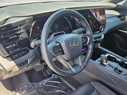 Used 2026 Lexus RX 450h AWD w/ Convenience Package image 10