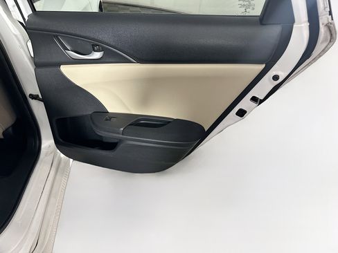 Used 2020 Honda Civic LX image 27