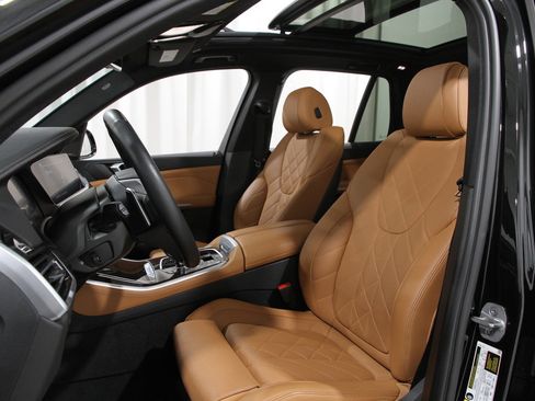 Certified 2023 BMW X5 xDrive40i w/ Premium Package image 5