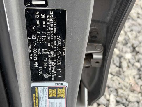 Used 2024 Kia Forte LXS FWD image 25