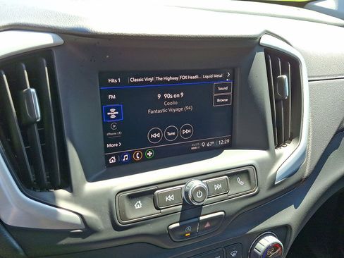 Certified 2023 GMC Terrain SLE w/ Driver Convenience Package FWD image 14