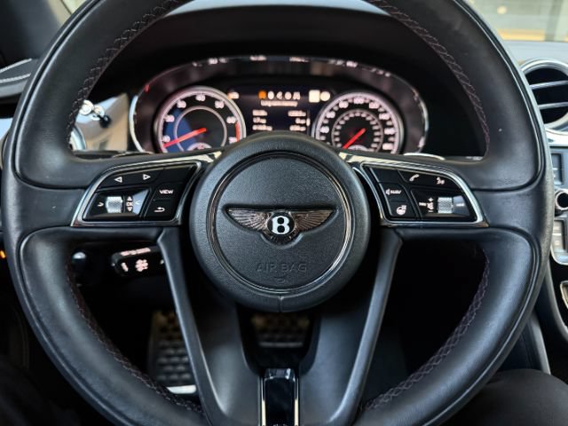 Used 2017 Bentley Bentayga AWD/4WD image 20