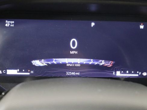 Used 2023 Jeep Grand Cherokee Limited w/ Black Appearance Package image 11