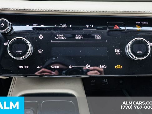 Used 2023 INFINITI QX60 Pure image 44