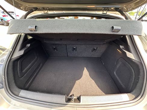 Certified 2017 Chevrolet Cruze Premier FWD image 22