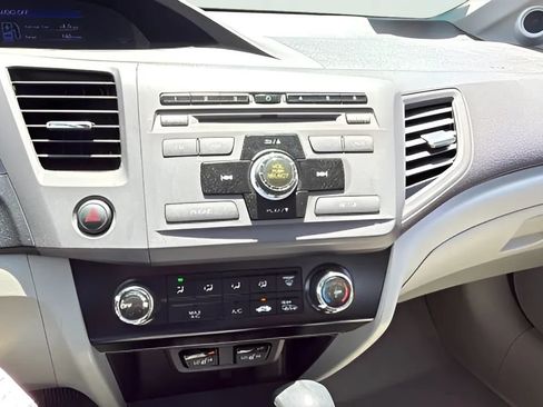 Used 2012 Honda Civic EX-L image 16