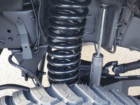 Used 2024 Ford F350 Platinum w/ FX4 Off-Road Package image 11