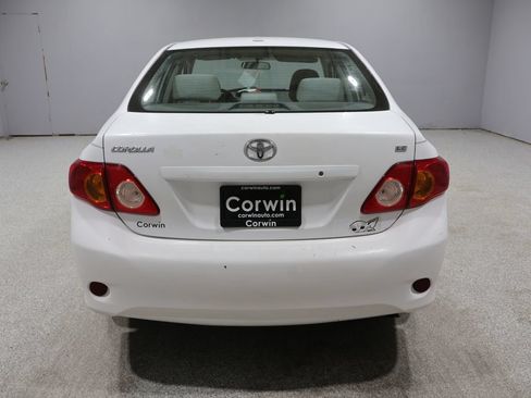 Used 2010 Toyota Corolla LE w/ All Weather Guard Pkg FWD image 3
