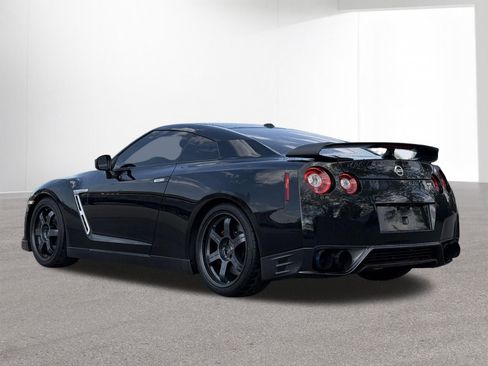 Used 2015 Nissan GT-R Black Edition AWD/4WD image 17