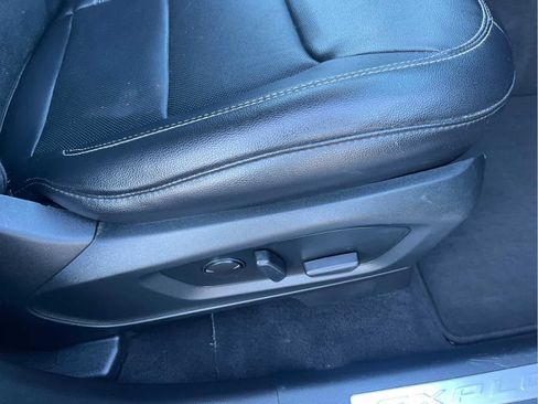 Used 2021 Ford Explorer Limited w/ Equipment Group 301A image 15