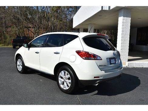 Used 2011 Nissan Murano SL w/ Navigation Pkg image 3