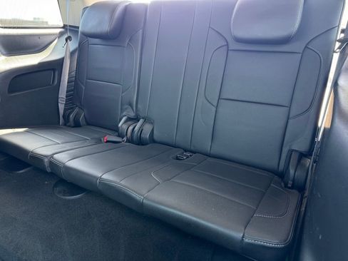 Used 2016 Chevrolet Tahoe LTZ AWD/4WD image 9