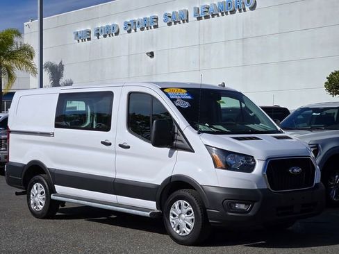 Used 2024 Ford Transit 250 Low Roof w/ Exterior Upgrade Package RWD image 3