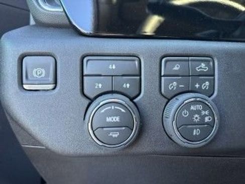 New 2026 Chevrolet Silverado 2500 LT w/ Trail Boss Package AWD/4WD image 12