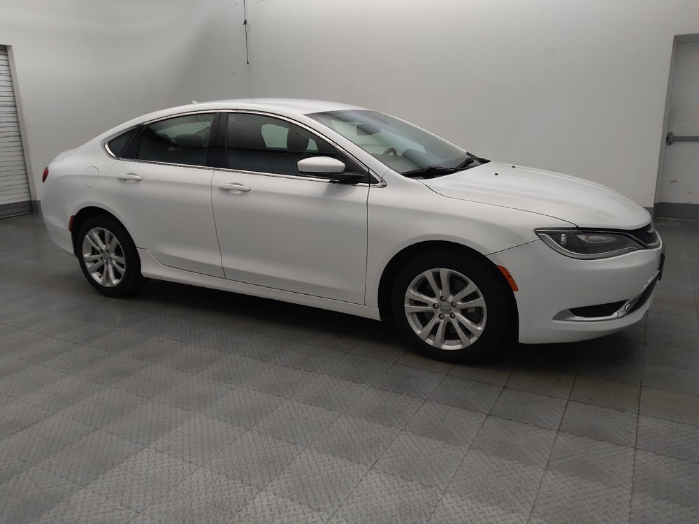 Used 2016 Chrysler 200 Limited Platinum w/ Comfort & Convenience Group FWD image 11
