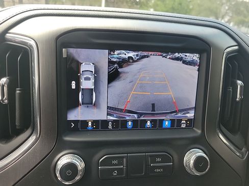 Used 2023 GMC Sierra 3500 Denali w/ Denali Ultimate Package image 33