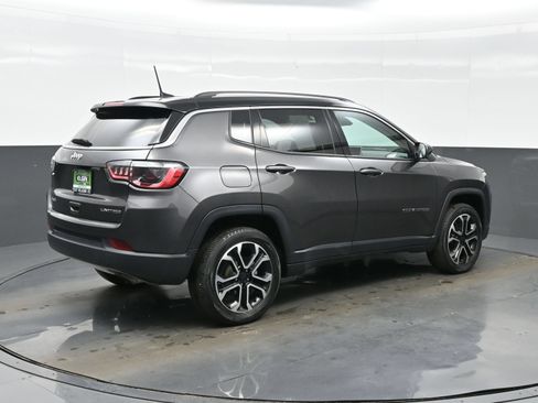 Used 2022 Jeep Compass Limited AWD/4WD image 8