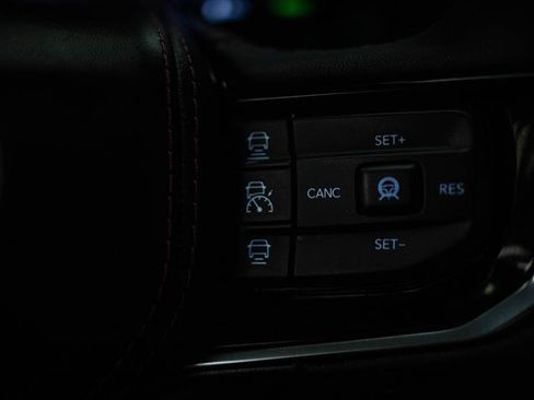 Used 2025 Jeep Wagoneer S Limited image 18