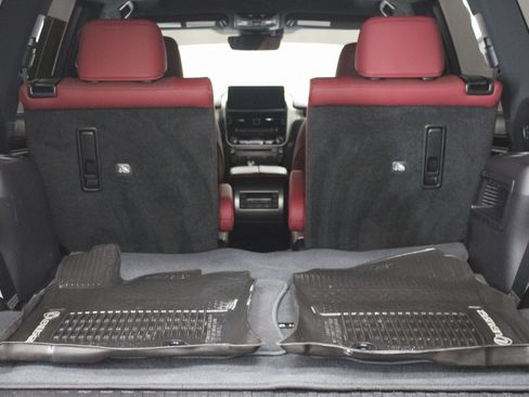 Used 2023 Lexus GX 460 Premium image 18