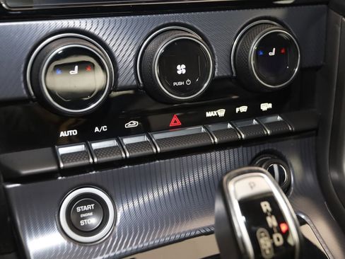 Used 2018 Jaguar F-TYPE R-Dynamic RWD image 47