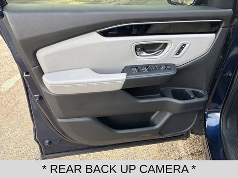 Used 2023 Honda Pilot Touring image 10