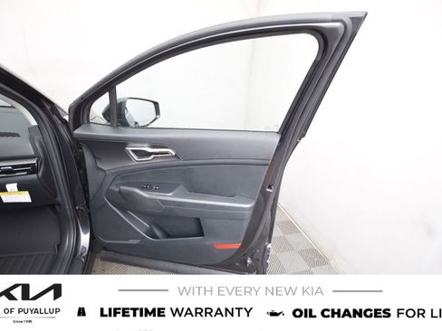 New 2026 Kia Sportage LX image 15