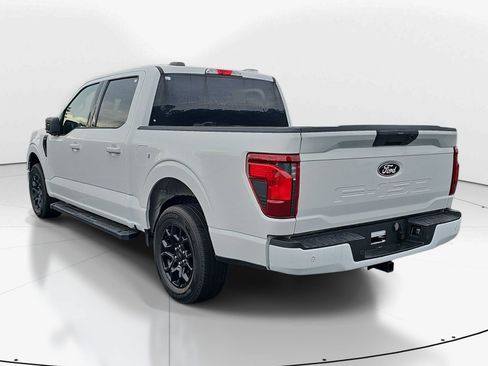 Used 2024 Ford F150 XLT w/ XLT Black Appearance Package RWD image 5