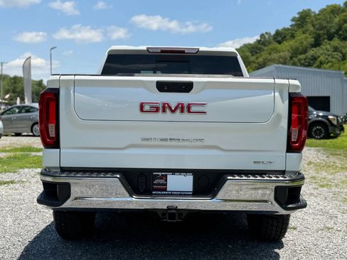 Used 2019 GMC Sierra 1500 SLT w/ SLT Premium Package AWD/4WD image 5