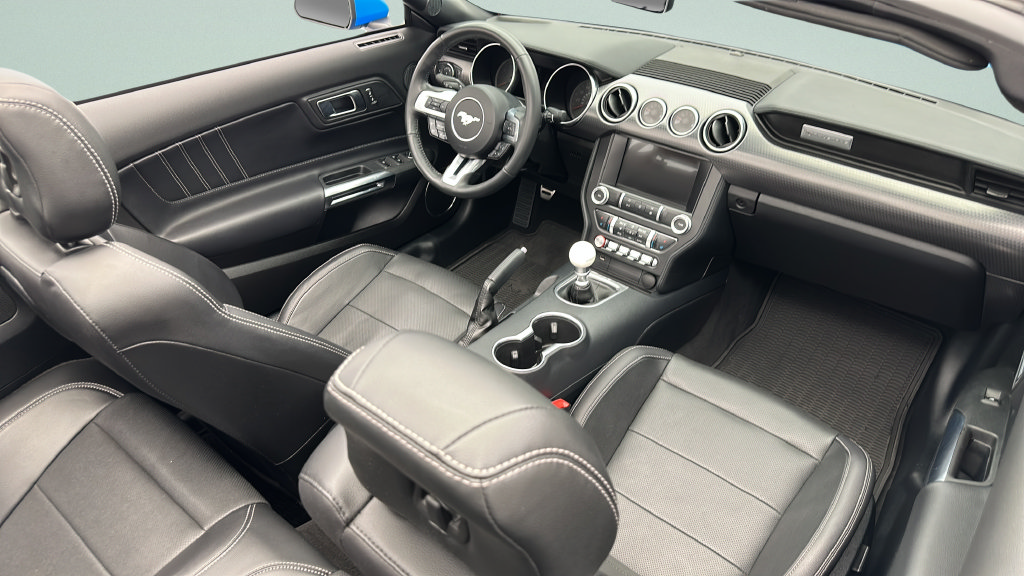 Used 2022 Ford Mustang GT Premium w/ GT Performance Package RWD image 16