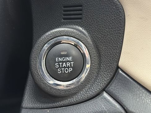 Used 2022 Subaru Outback Limited image 28