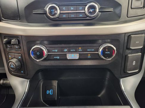 Used 2022 Ford F150 XLT w/ Equipment Group 301A Mid AWD/4WD image 17
