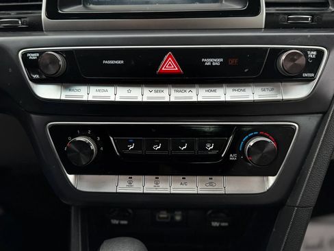 Used 2019 Hyundai Sonata SE FWD image 31