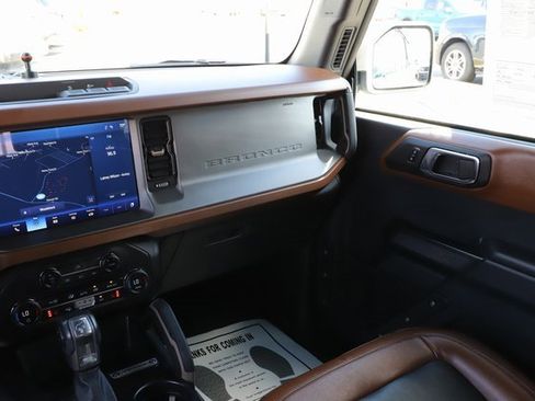 Used 2024 Ford Bronco Outer Banks image 26