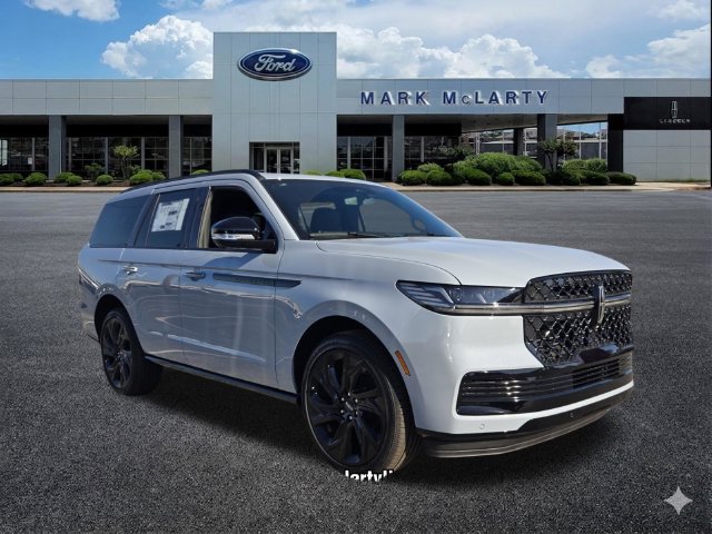New 2027 Lincoln Navigator Reserve w/ Jet Appearance Package AWD/4WD image 5