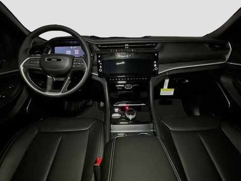 New 2026 Jeep Grand Cherokee Limited AWD/4WD image 7