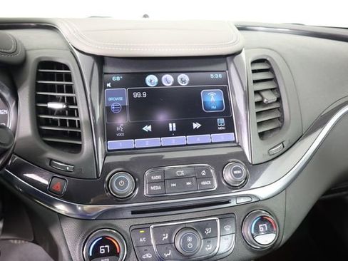 Used 2015 Chevrolet Impala LT FWD image 37
