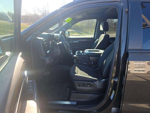 Used 2023 Chevrolet Silverado 1500 LT image 10