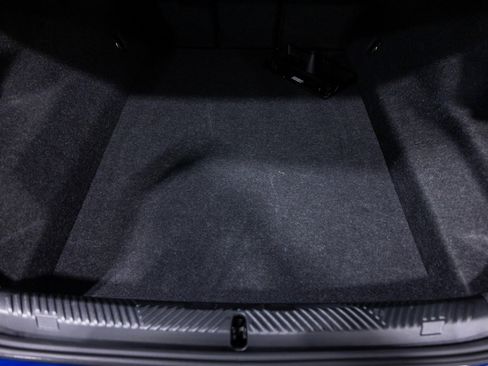 Used 2025 BMW M5 w/ Executive Package image 30