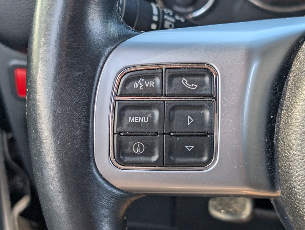 Used 2015 Jeep Wrangler Unlimited Rubicon AWD/4WD image 25